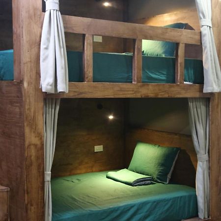 The Banana Tree Hostel Ниньбинь Экстерьер фото